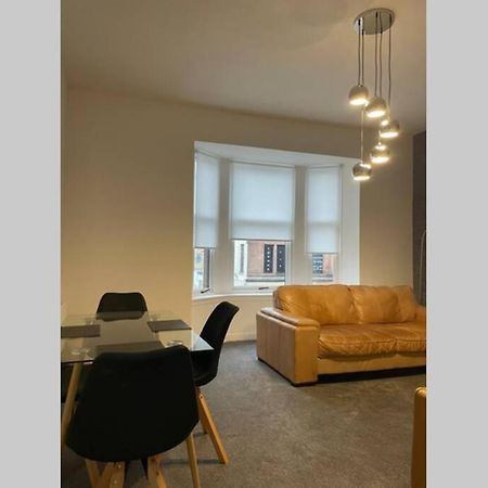 Bellshill Central Apartments Extérieur photo